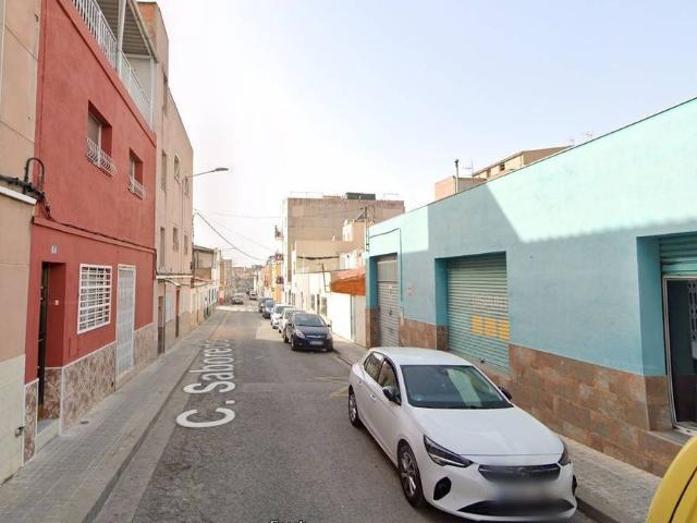 Casa adosada en Venta en Torre romeu