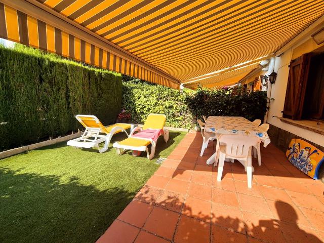 Casa adosada en Venta en Torre Valentina Mas Vilar de La Mutxada Treumal