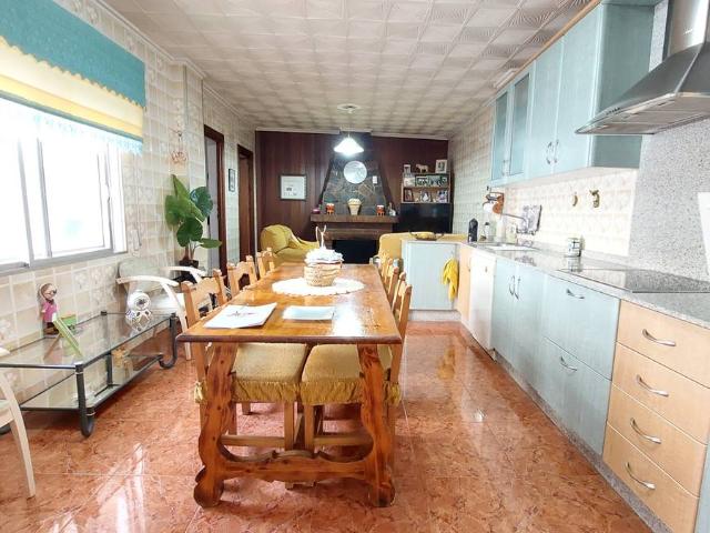 Casa adosada en Venta en Torreagüera