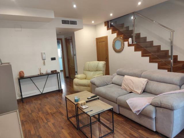 Casa adosada en Venta en Torreagüera