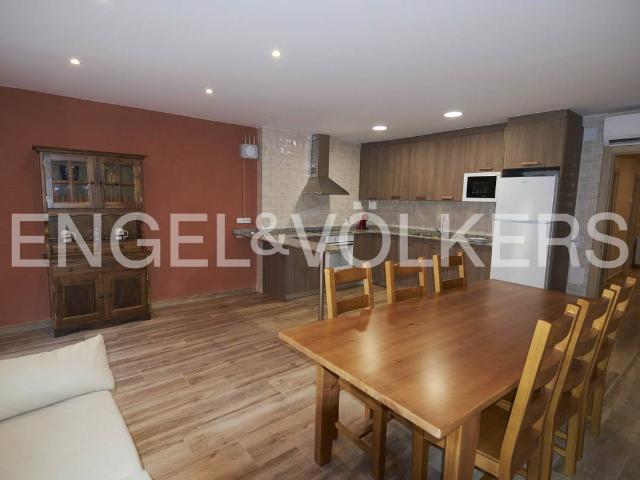 Casa adosada en Venta en Torrebesses