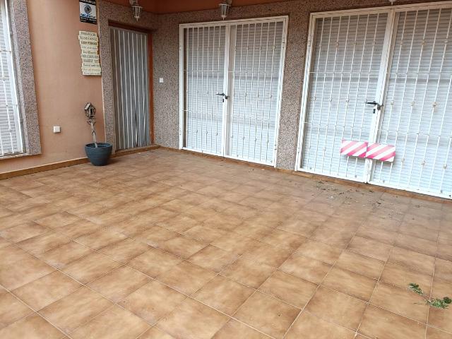 Casa adosada en Venta en Torreciega