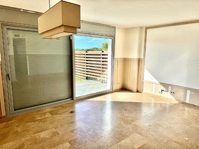 Casa adosada en venta en calle De la Vista Alegré, Torredembarra, de 193 m² 5 habitaciones por 435.000