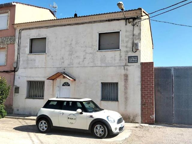 Casa adosada en Venta en Torrelacárcel