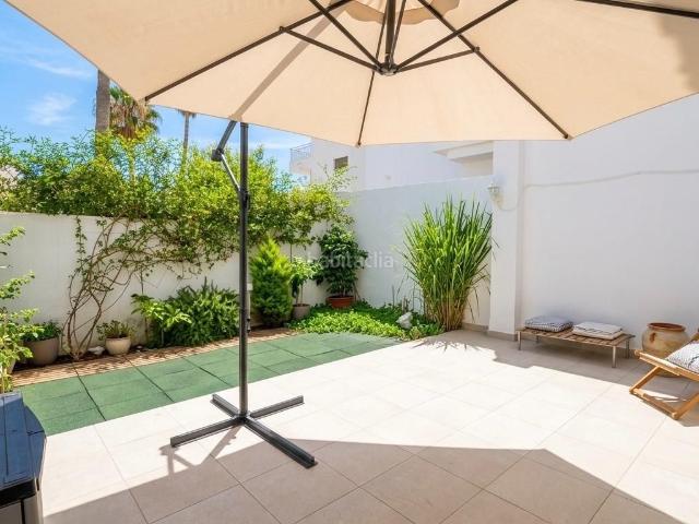 Casa adosada en venta en Torremolinos, El Pinillo. Bonito adosado de reestreno. Casas adosadas.