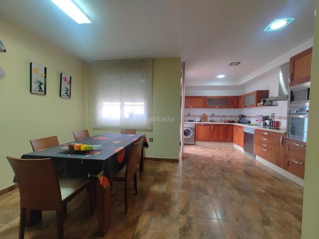 Casa adosada en venta en Torres de Cotillas Las. PLANTA BAJA CON SÓTANO Y BUHARDILLA EN PARQUE PACO RABAL. Casas adosadas Torres de Cotillas.