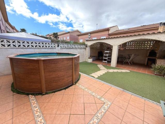 Casa adosada en venta en Tórtola de Henares. CHALET ADOSADO A LA VENTA EN TÓRTOLA DE HENARES. Casas adosadas Tórtola de.