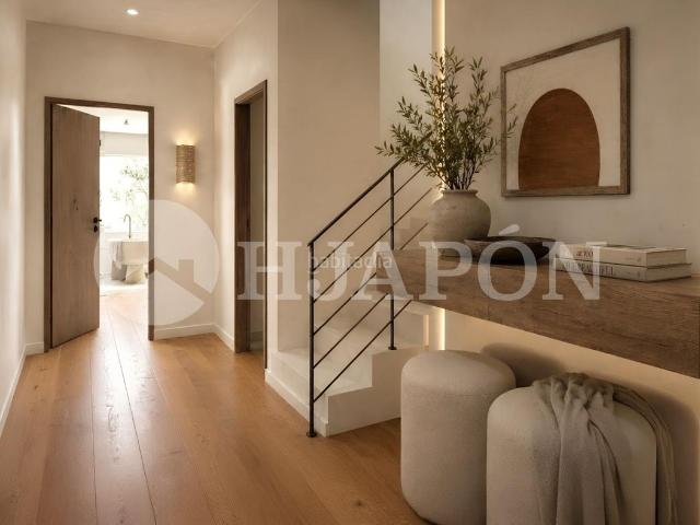 Casa adosada en venta en Teià. Vivienda moderna con vistas al mar en Teià. Casas adosadas.