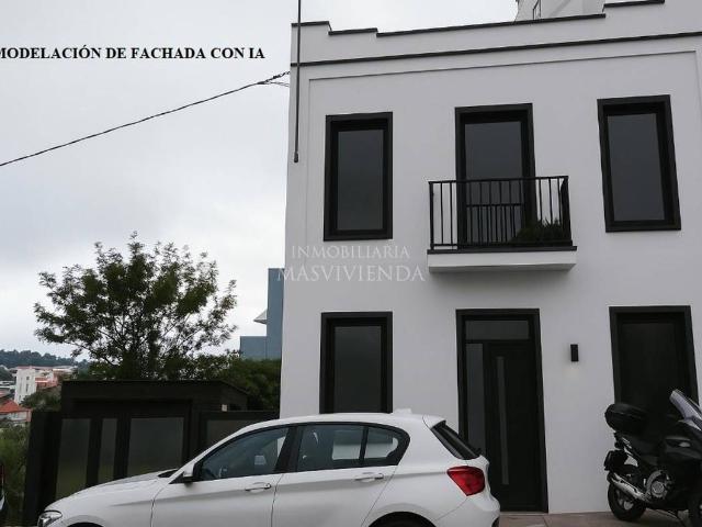Casa adosada en Venta en Teis