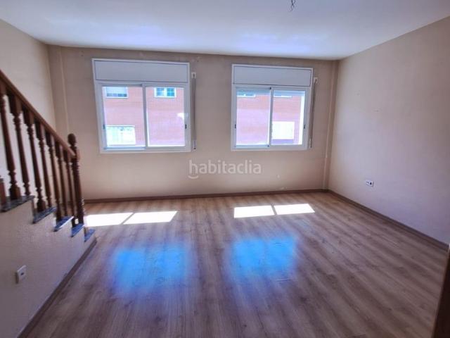 Casa adosada en venta en Terrassa, Roc Blanc. Casa en Sant Roc. Casas adosadas.