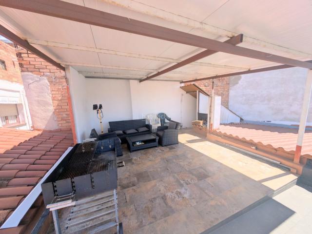 Casa adosada en venta en Terrassa, Zona Esportiva. Casas adosadas.