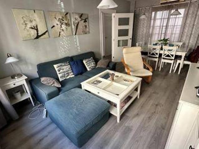 Casa adosada en Venta en Triana Oeste