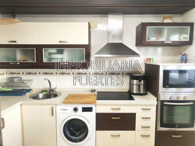 Casa adosada en venta en Trobajo del camino. Se vende Chalet Adosado de 4 plantas en Trobajo Camino. Casas adosadas Trobajo del.