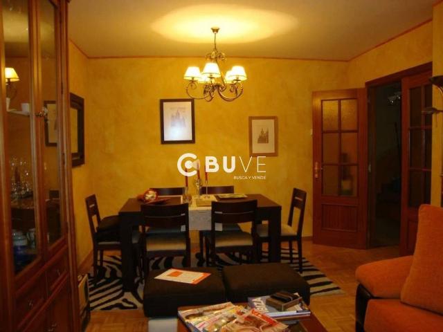 Casa adosada en Venta en Trobajo del Camino