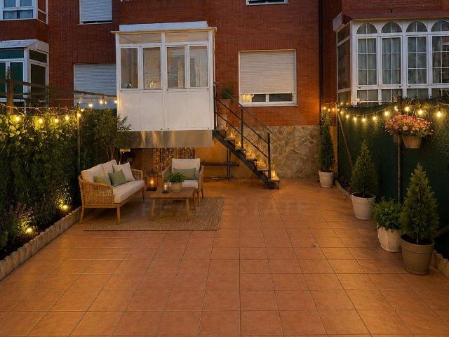 Casa adosada en Venta en Trobajo del Camino