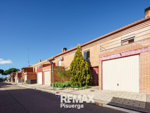 Casa adosada en venta en Tudela de Duero. Casas adosadas Tudela de.