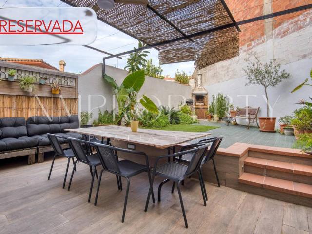 Casa adosada en Venta en Tueda