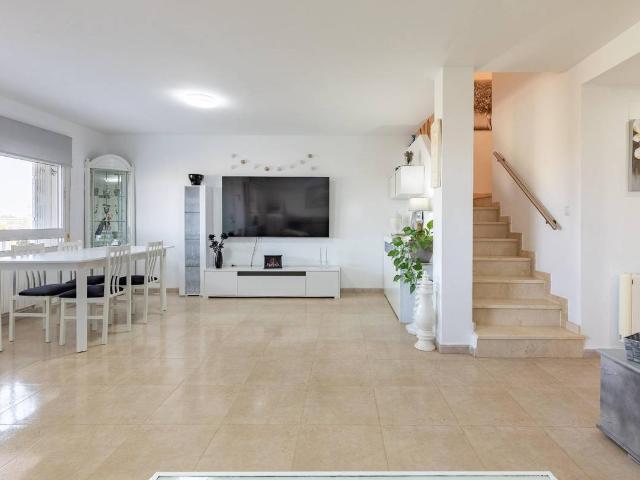 Casa adosada en Venta en Turís