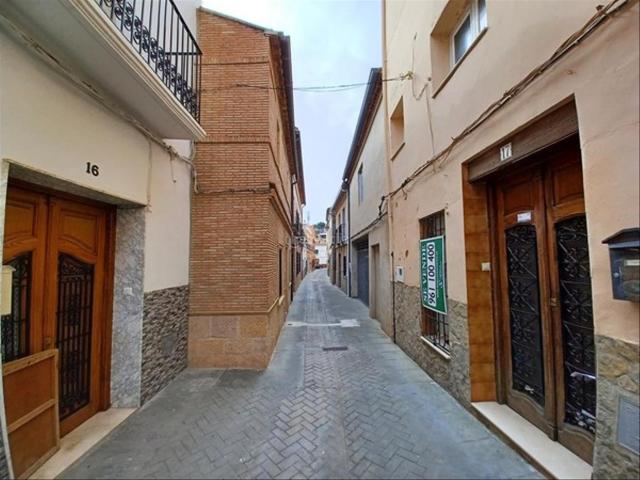 Casa pareada en venta en Turís. Solvia Inmobiliaria Chalet adosado Turís. Casas pareadas.