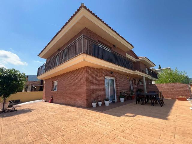 Casa adosada en Venta en Ulldemolins