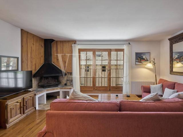 Casa adosada en venta en Urús. Casa Adosada en Venta en Urús. Casas adosadas.