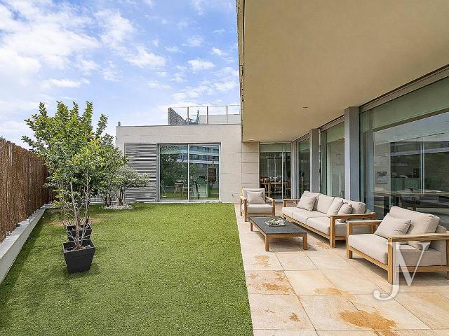 Casa adosada en Venta en Urbanización La Moraleja