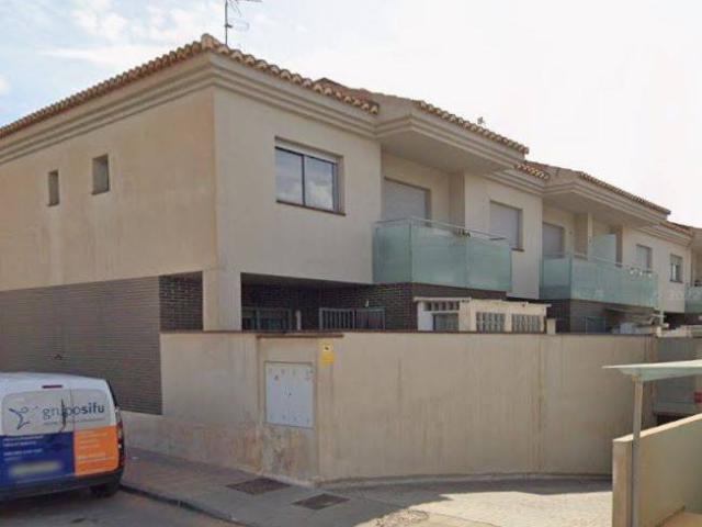 Casa adosada en Venta en Urbanizaciones