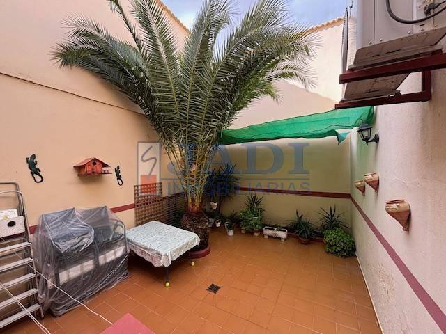 Casa adosada en Venta en Valdepeñas