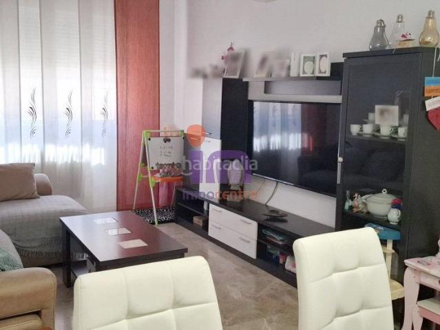 Casa adosada en venta en Valdepeñas. Adosado en venta en San Marcos, 4 dormitorios. Casas adosadas.