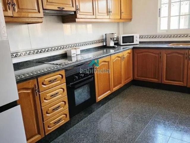 Casa adosada en venta en Valencia, Pinedo. Exclusivo adosado a 200 metros de la playa en Pinedo, Valencia. Casas adosadas.