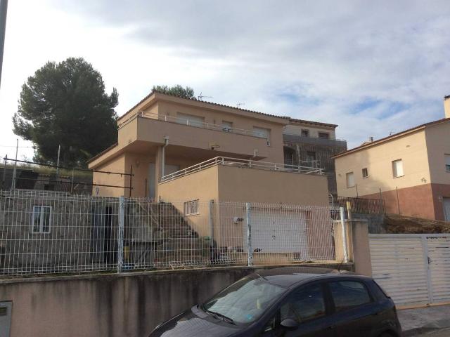 Casa adosada en Venta en Valldemar Montmar