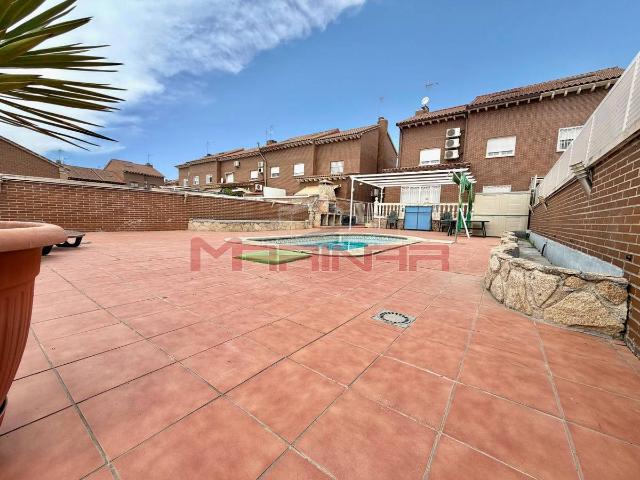 Casa adosada en Venta en Valle Grande