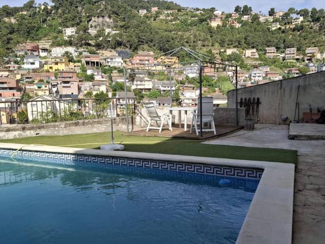 Casa adosada en Venta en Vallirana