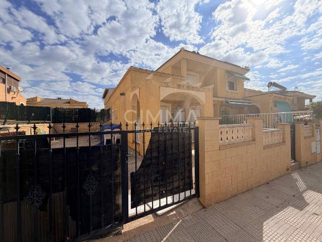 Casa adosada en Venta en Varadero