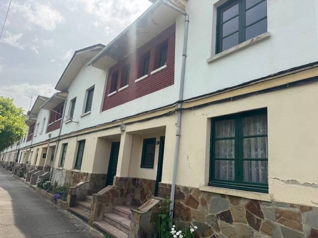 Casa adosada en Venta en Vegadeo