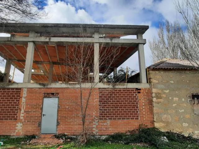 Casa adosada en Venta en Vegas de Matute