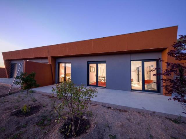 Casa adosada en Venta en Vegas de Matute