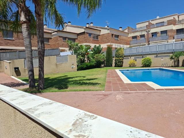 Casa adosada en venta en Vendrell, El, de 100 m² 3 habitaciones por 355.000