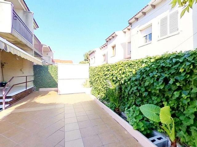 Casa adosada en venta en Vendrell, El, de 150 m² 5 habitaciones por 295.000