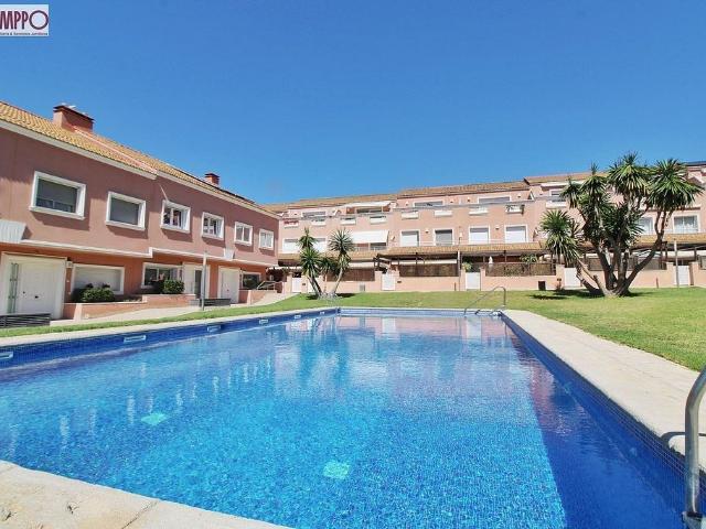 Casa adosada en venta en Vendrell, El, de 176 m² 4 habitaciones por 388.000