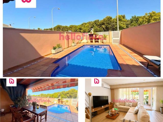 Casa adosada en venta en Vendrell El, El Tancat Mas d´en Gual Costa Dorada. Casa adosada con piscina en Mas Astor El Vendrell. Casas adosadas Vendrell.