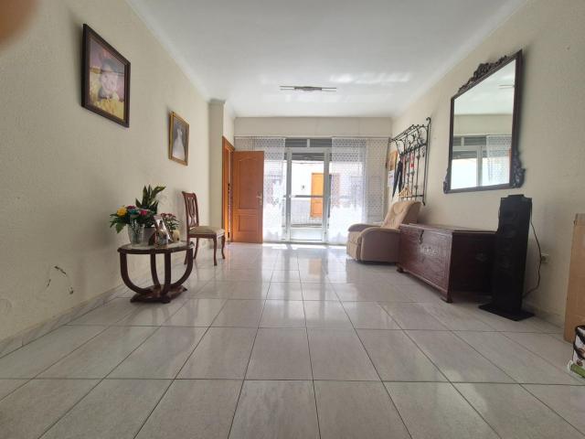 Casa adosada en venta en Vera, Vera Ciudad. GRAN ADOSADO DE 187m2 4 Hab Solárium y LocalEstudio Independiente en el Centro de Vera. Casas adosadas.