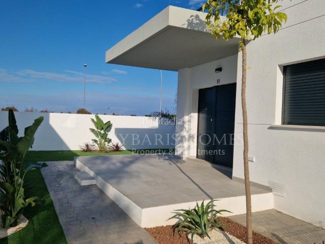 Casa adosada en venta en Verger el. ADOSADO EN EL VERGEL DE 3 DORMITORIOS CON JARDIN Y SOLARIUM. Casas adosadas Verger.