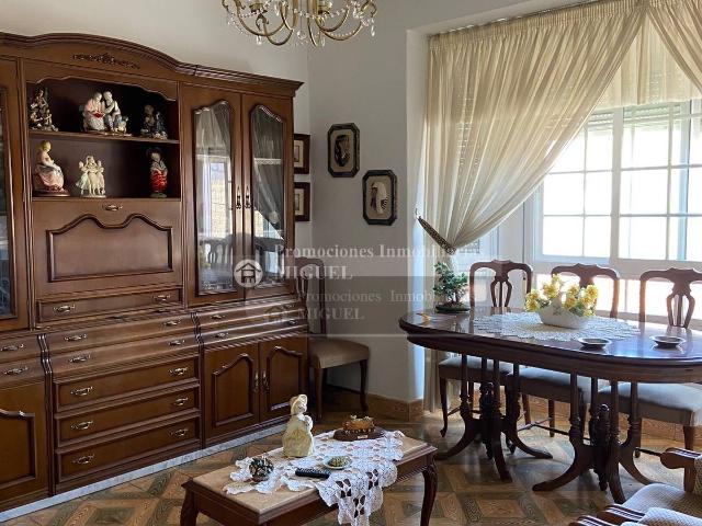 Casa adosada en Venta en Verín