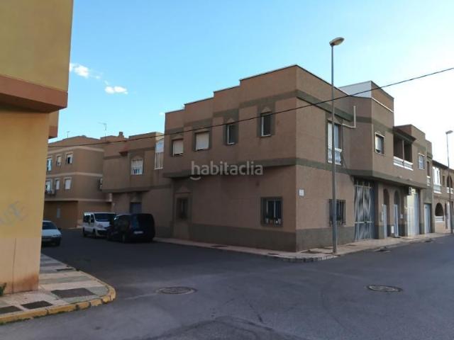 Casa adosada en venta en Vícar, Las Cabañuelas. Subasta de vivienda unifamiliar adosada en Vícar Almería. Casas adosadas.