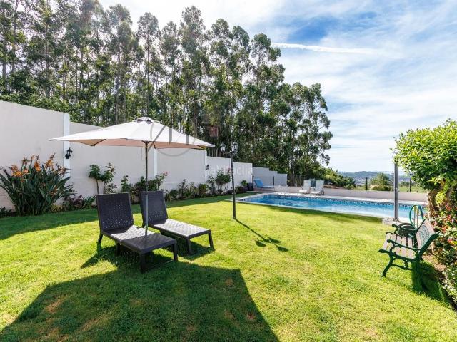 Casa adosada en venta en Vigo, Cabral Candeán. Casas adosadas.