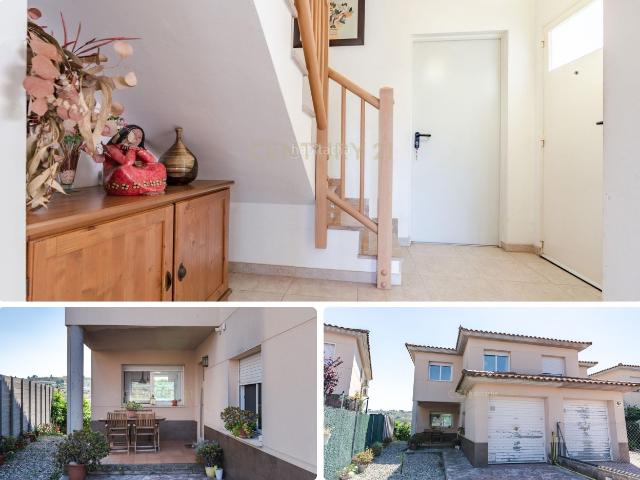 Casa adosada en venta en Vila rodona. Casa pareada en Vilarodona, elige confort y tranquilidad. Casas adosadas.