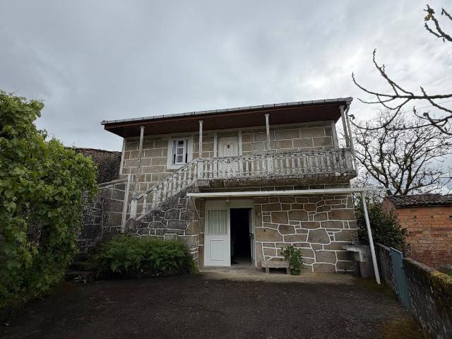 Casa adosada en Venta en Vilamarín