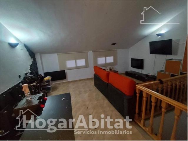 Casa adosada en Venta en Vilamarxant