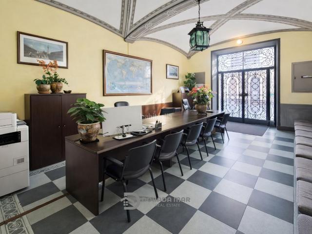 Casa adosada en venta en Vilanova i la Geltrú, Centrevila Costa Dorada. Residencia histórica exclusiva de 610 m en la Rambla Principal Casa Mercedes Soler. Casas adosadas Vilanova i la.